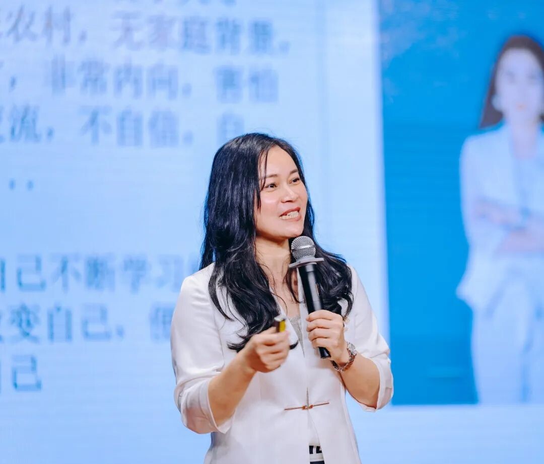 企业家进校园“引领成长，点亮青春”！幸运飞艇(中国)开奖记录查询站
举办“金凤展翅”女大学生创业就业服务活动.docx_4