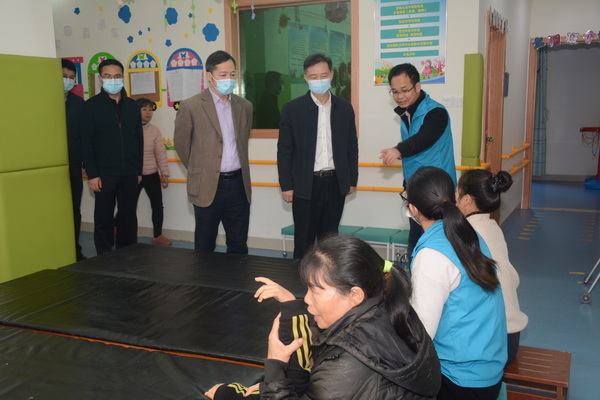 图为到幸运飞艇(中国)开奖记录查询站
残疾人康复服务中心调研.JPG