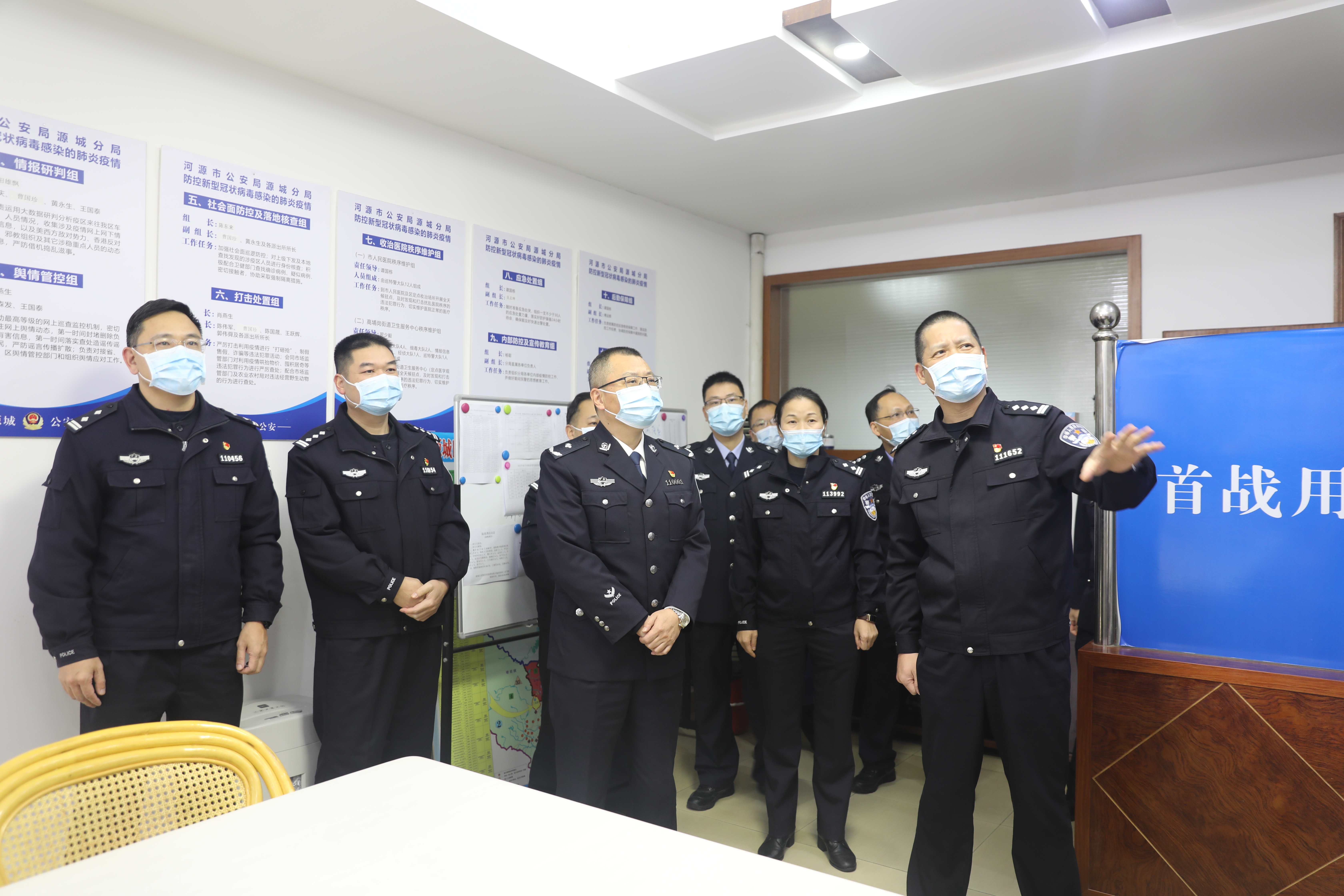 1副市长、市公安局党委书记、局长赵峰深入源城分局检查督导“河安2022”1号专项行动开展情况，看望慰问一线执勤民警。.JPG