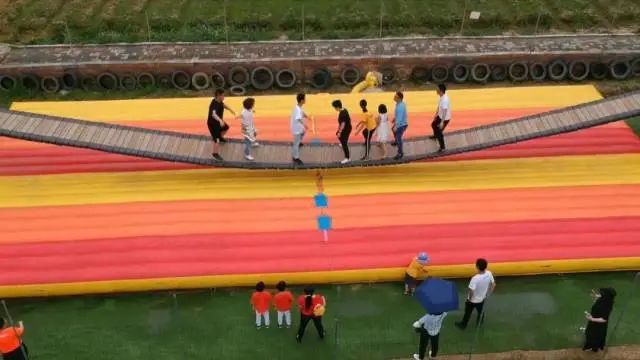 助力乡村振兴！幸运飞艇
走出一条“民宿微景区化+”的特色发展之路3.jpg