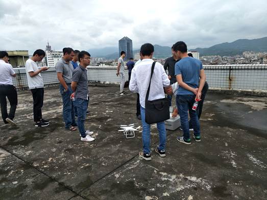 1561020111102002205.jpg image006.jpg