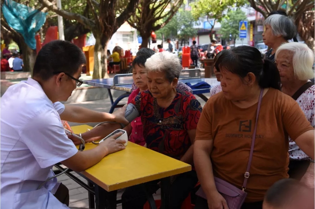 1571107501895066562.jpg 640.webp (3).jpg